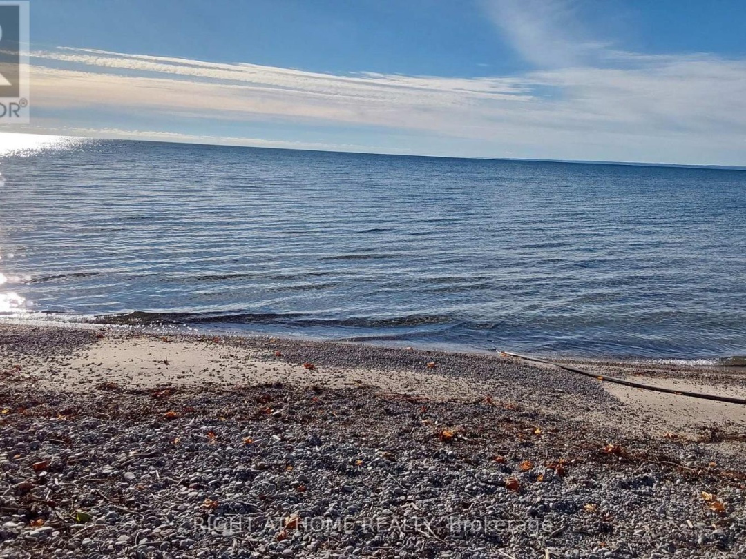 2323 Lakeshore Drive, Lake Simcoe