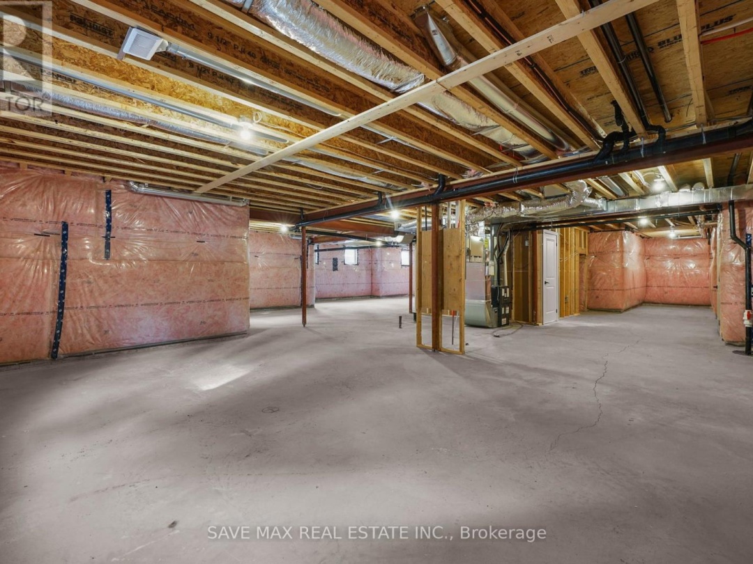 1007 KINGSRIDGE COURT, 