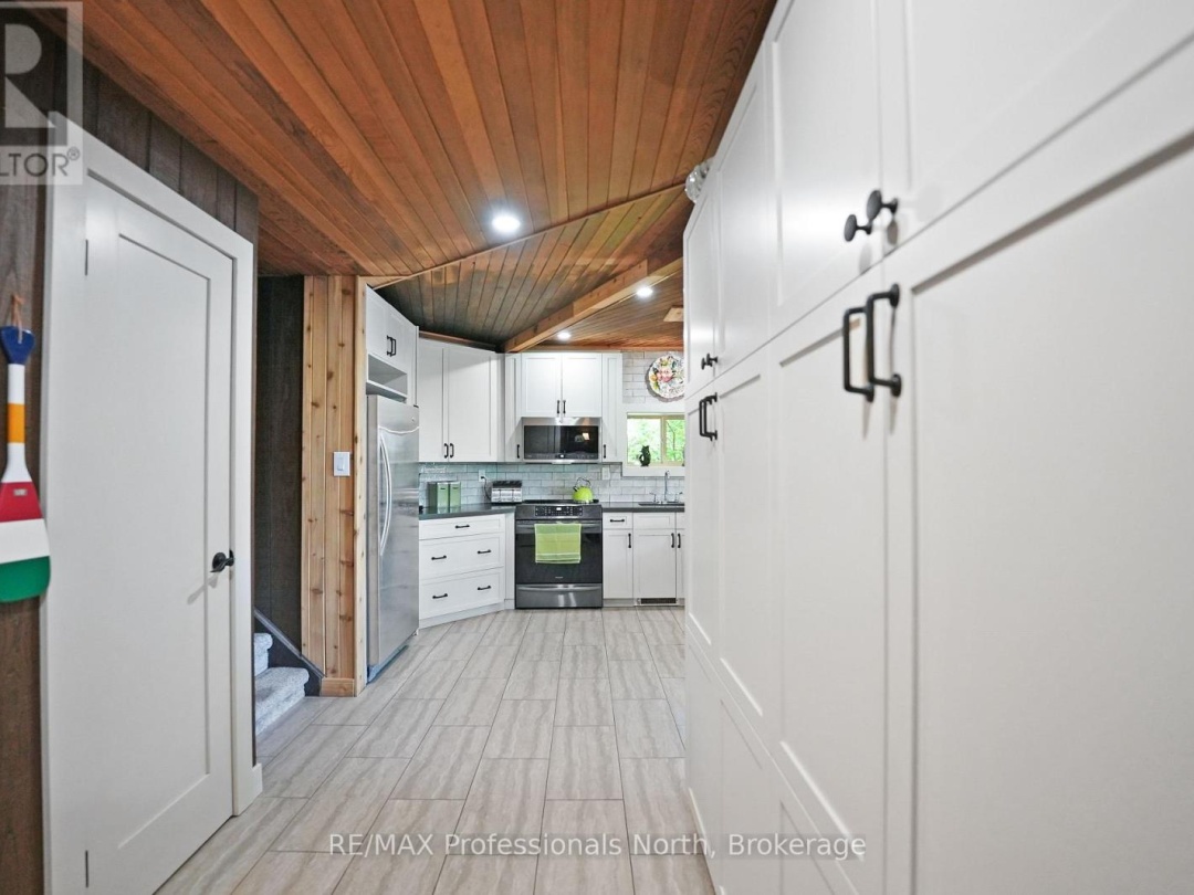 1511 WENONA LAKE ROAD, 