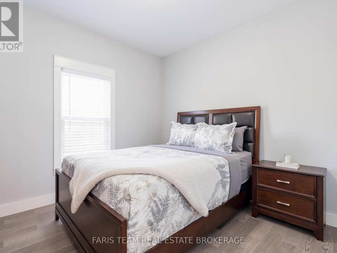 7589 CRONK SIDE ROAD, 