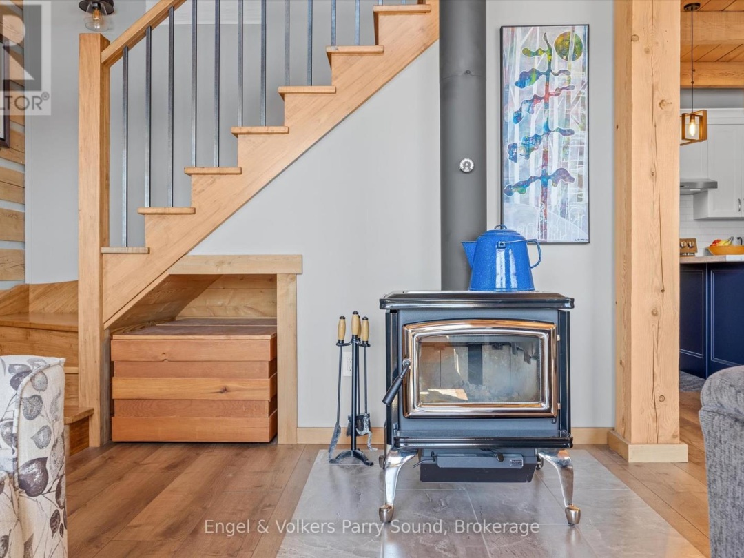 201 Loch Erne Road, Vowel Lake