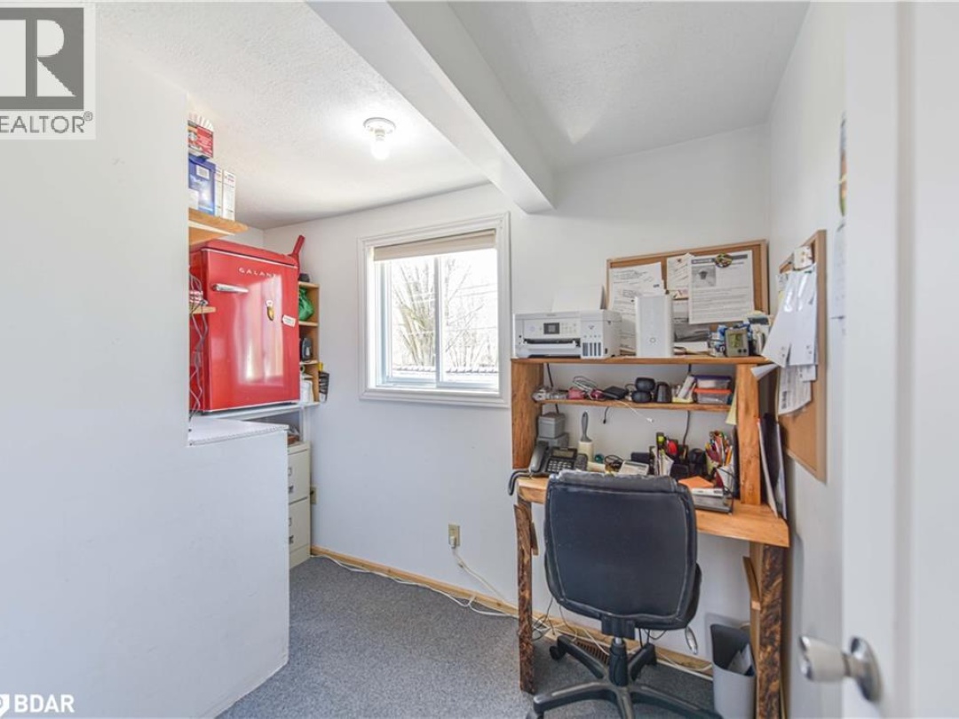 3801 WOOD Avenue, 