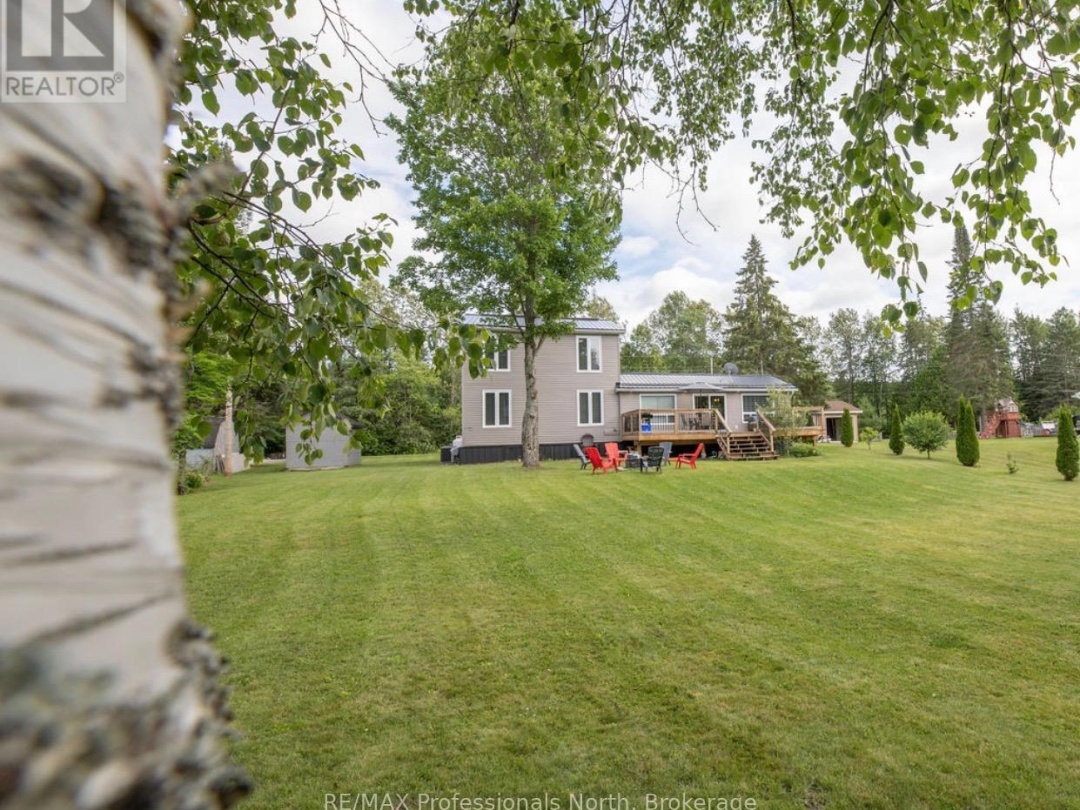 90 Kozy Kove Road, Burnt Lake