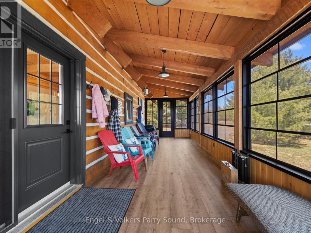 201 Loch Erne Road, Vowel Lake