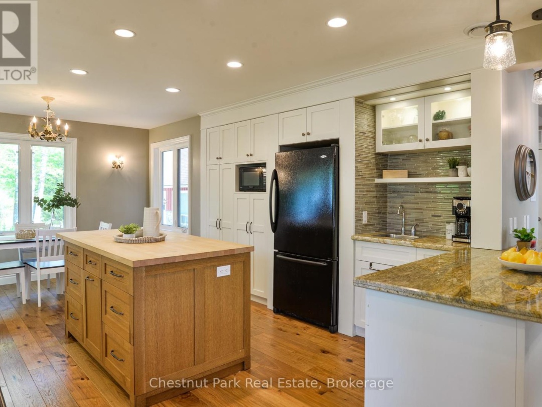 3547 Lauderdale Pt Crescent, Sparrow Lake