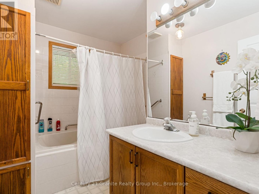122 SUTER DRIVE, 