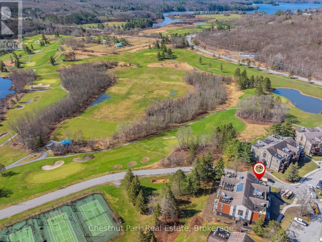 52 107 1235 Deerhurst Drive, Peninsula Lake