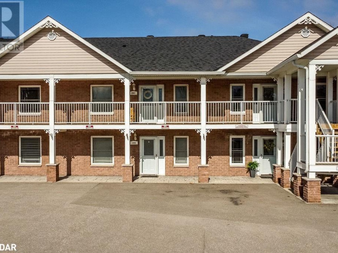 43 Creighton Street S Unit# 104, Lake Simcoe