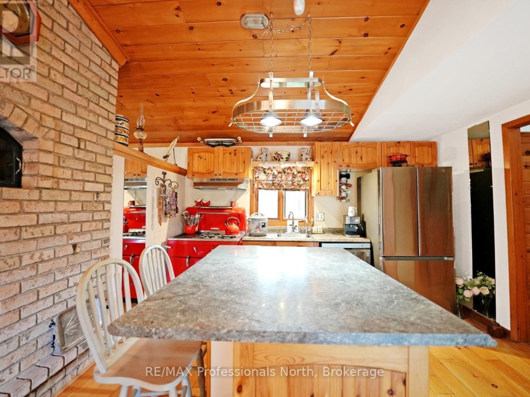 1191 Enterprise Drive, Contau Lake