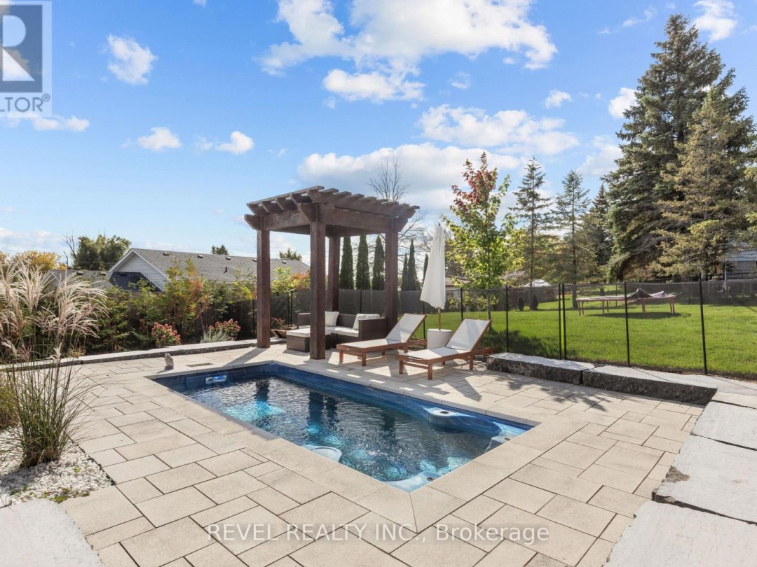 11 MARSH CREEK ROAD, 