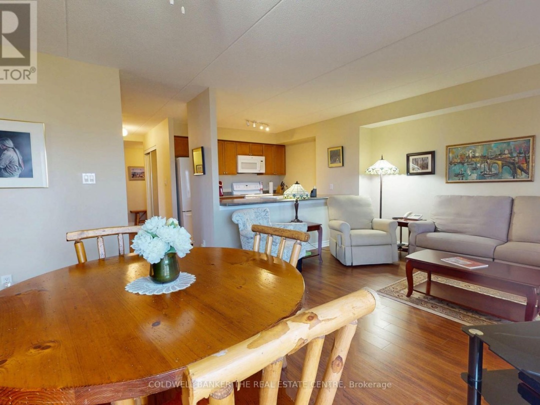 304 486 Laclie Street, Orillia