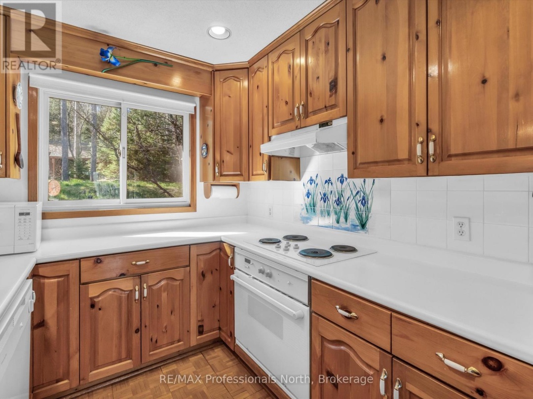 1273 Williamsport Road, Big East Lake
