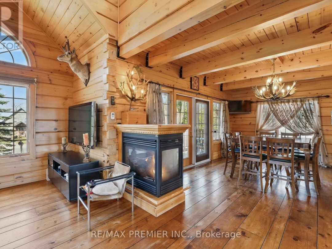 2441 LAKESHORE DRIVE, 