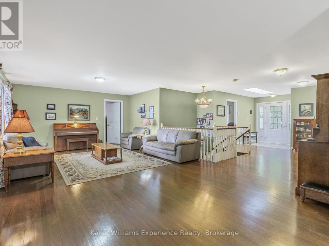 1248 HEALEY LK ROAD, 