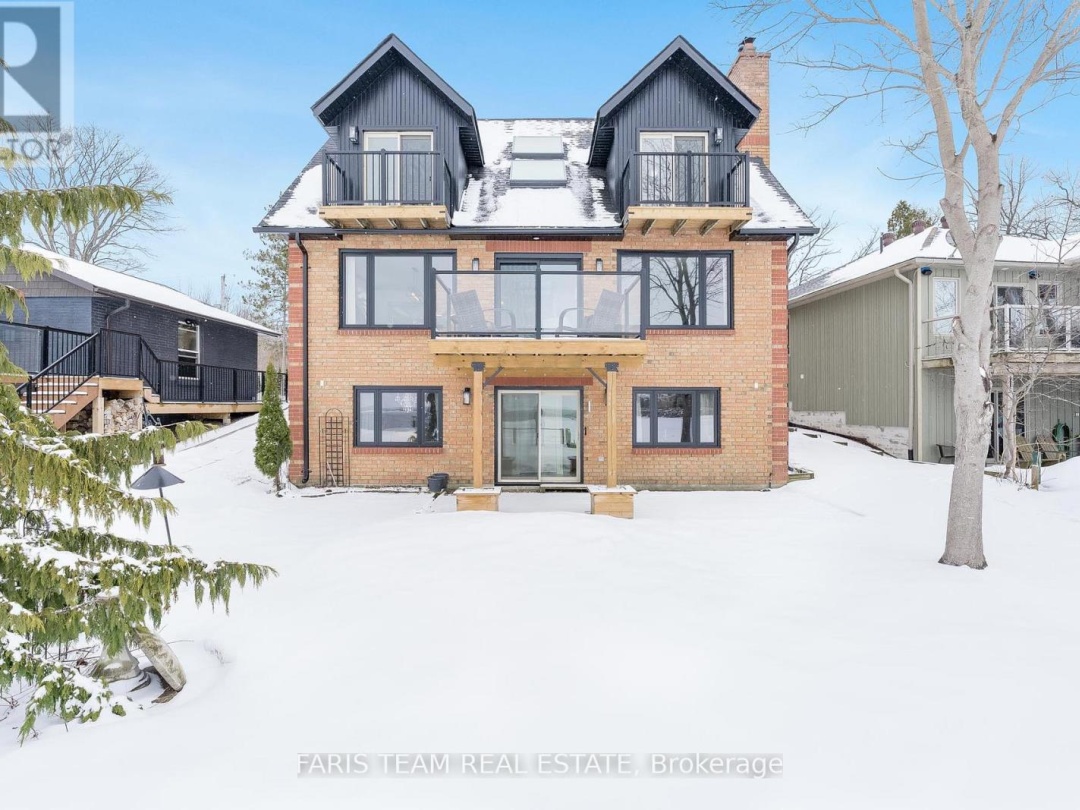 238 Robins Point Road, Georgian Bay