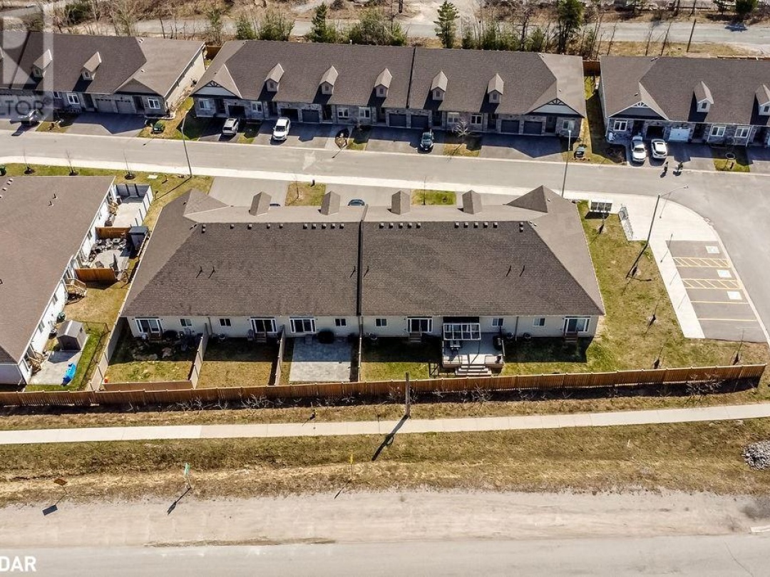19 LEANNES Way, Orillia