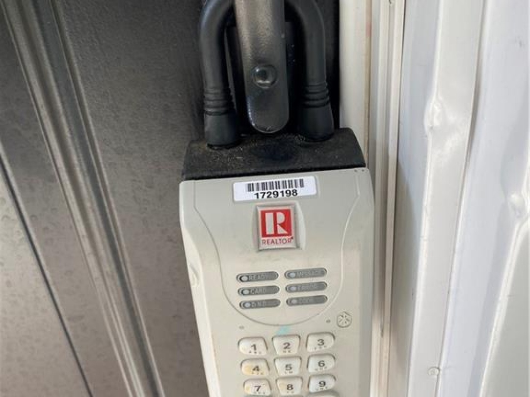 105 FREDERICK Street, 