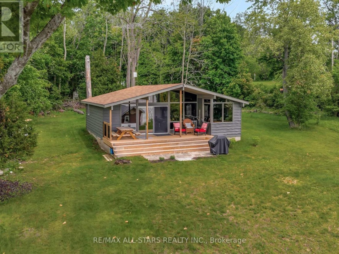 36 Walnut Street, Cameron Lake