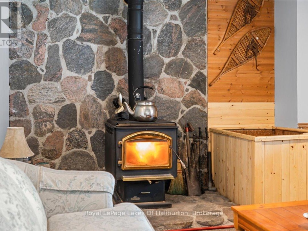 1272 Little Bob Lake Road, Little Bob Lake