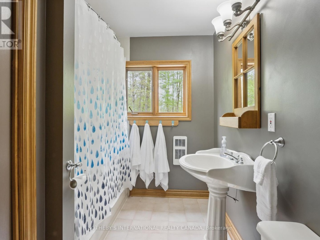 1074 Cooks Road, Bass Lake