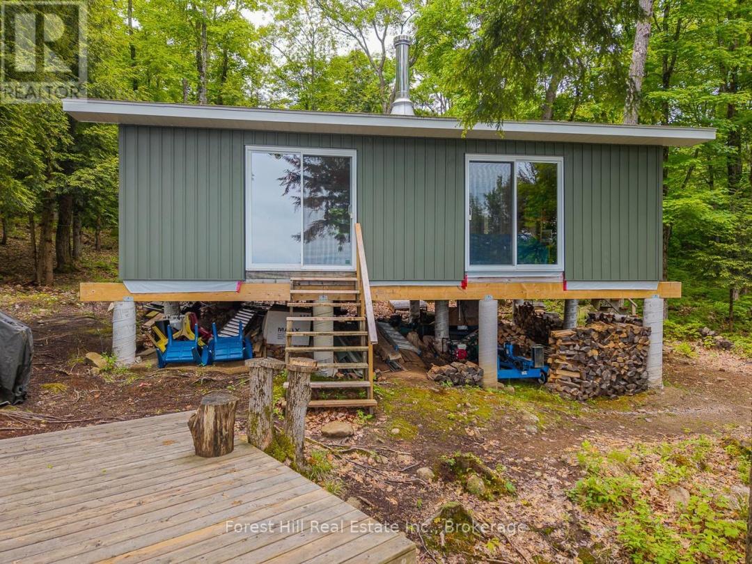60 HAWKSVIEW LANE, 