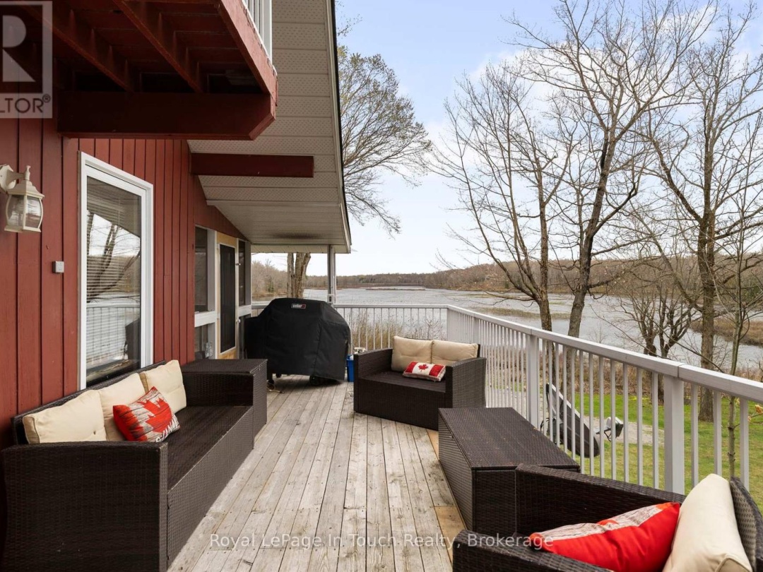 1472 Otter Point Road, Gloucester Pool