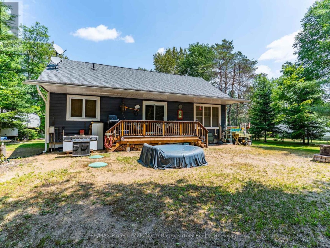 1092 HOLMES ROAD, 