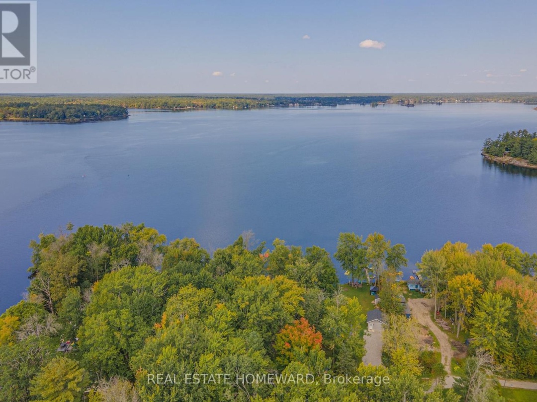 1046 Bea Dale Lane N, Sparrow Lake