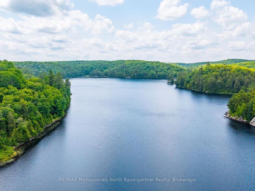 1132 TRAPLINE TRAIL, 
