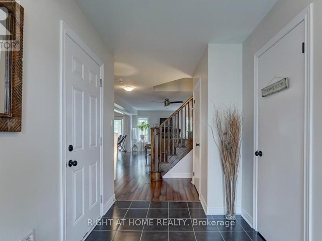 12 Masters Crescent, Georgian Bay