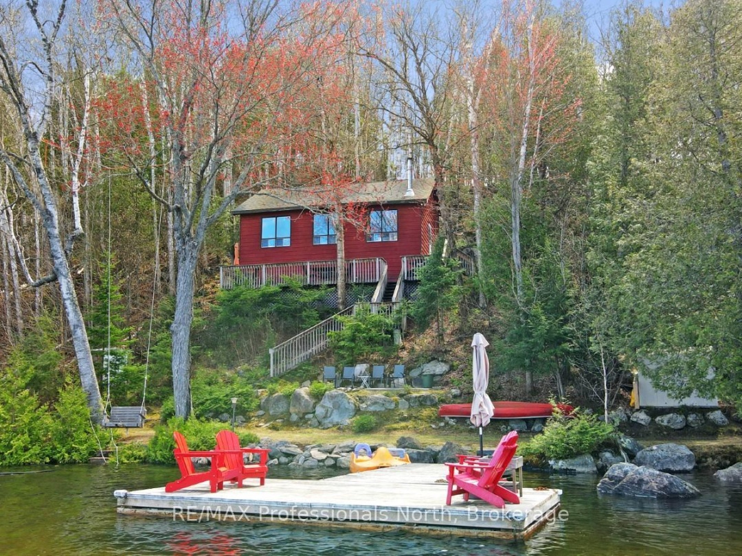 1017 Dunn Road, Haliburton Lake