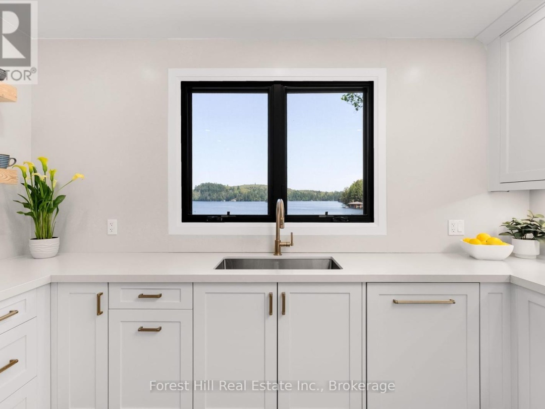 1017 White Pine Road, Lake Of Bays