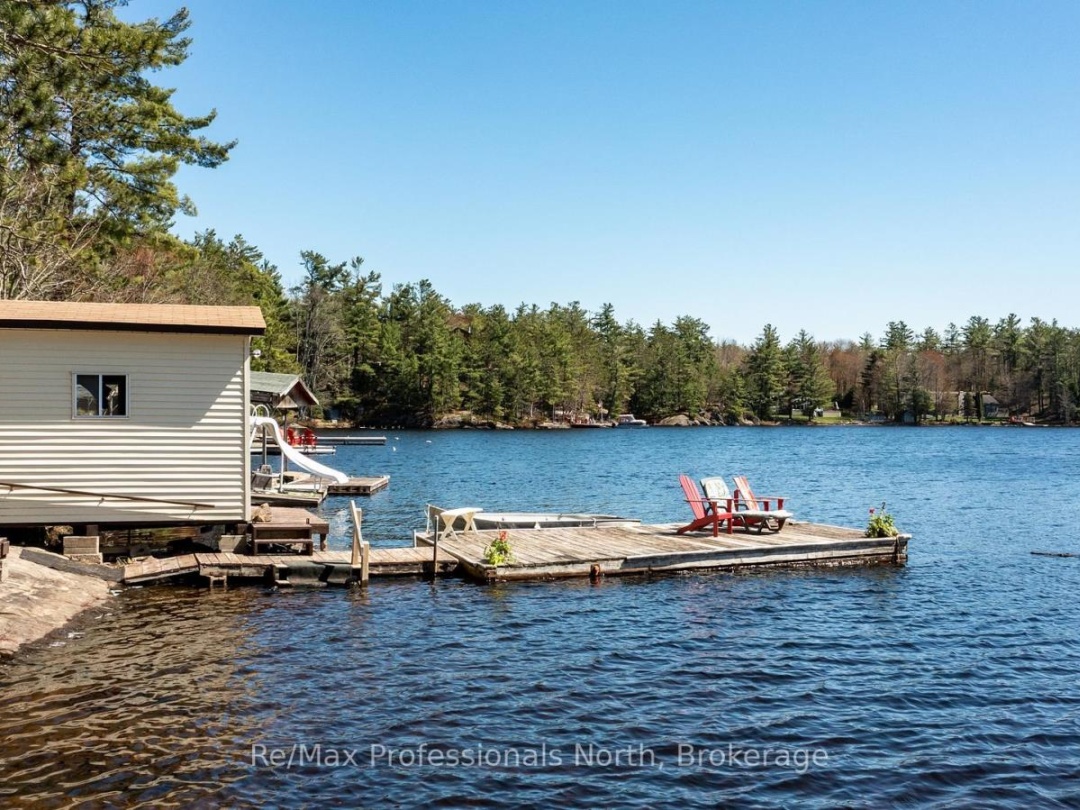 1055 Evanswood Drive, Morrison Lake