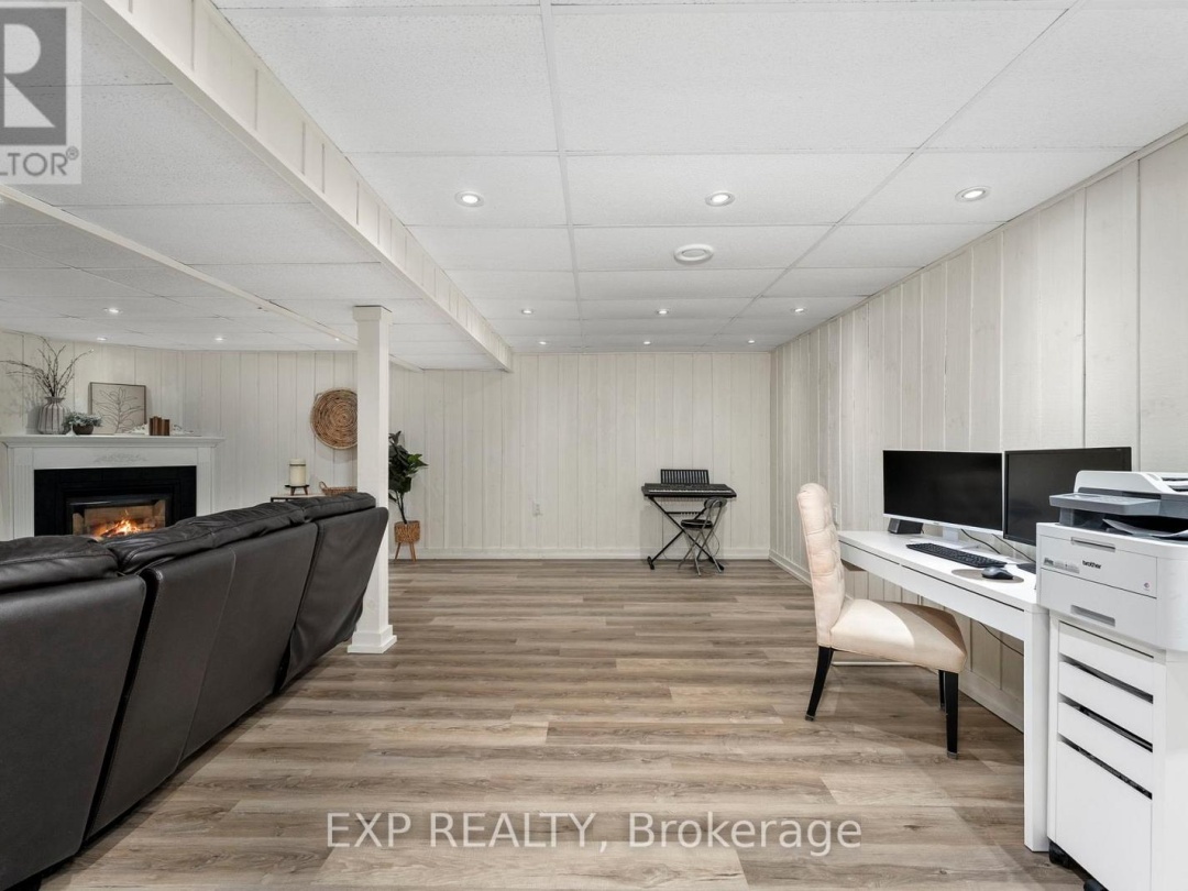 14 MUSKIE DRIVE, 