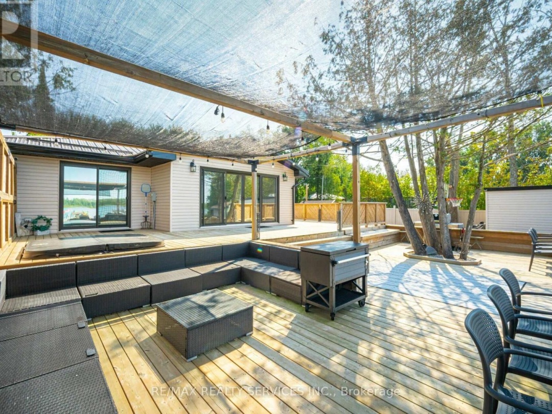 28 ELDONIA ROAD, Canal Lake