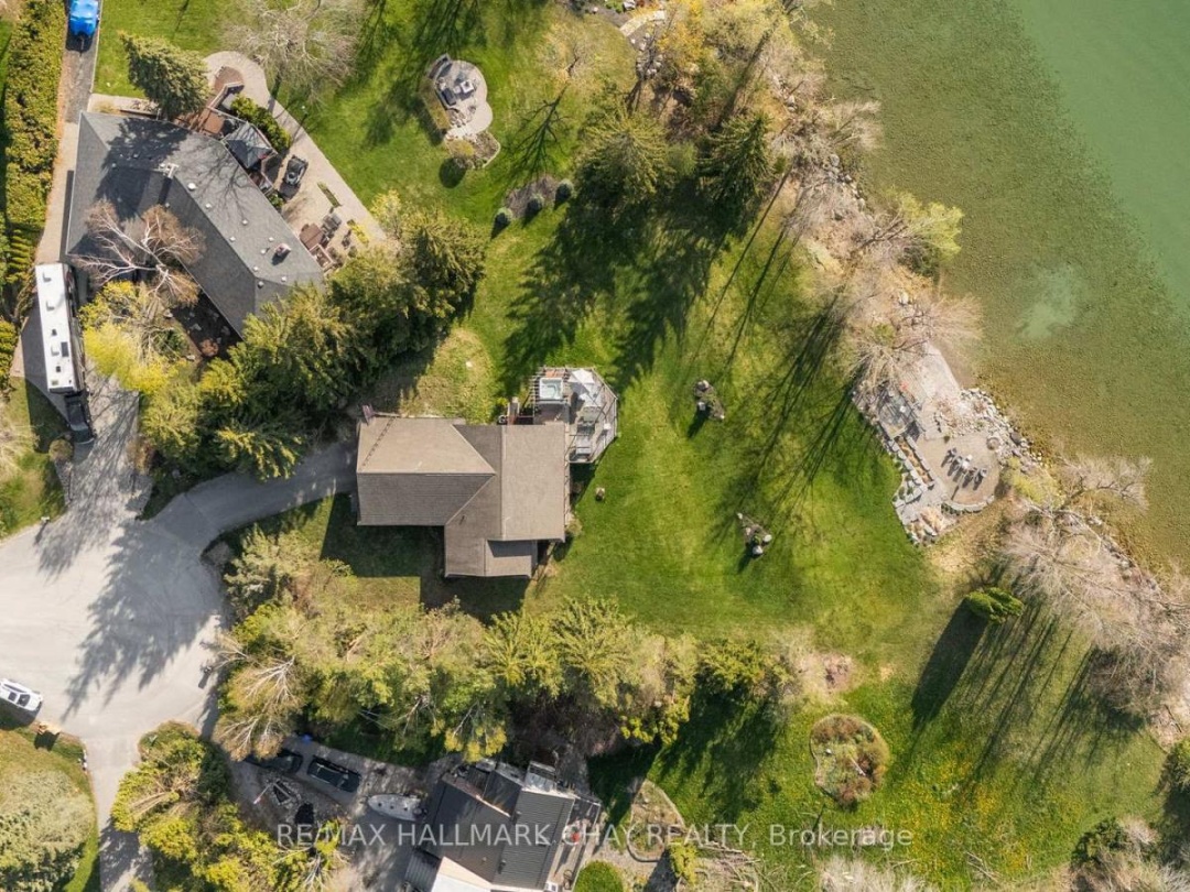 9 BLUERIDGE CRESCENT, Lake Simcoe