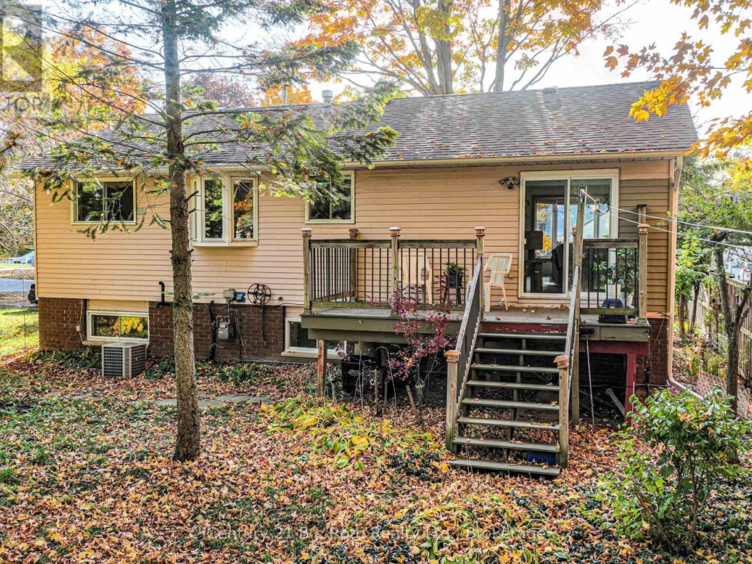 24 Champlain Street, Orillia