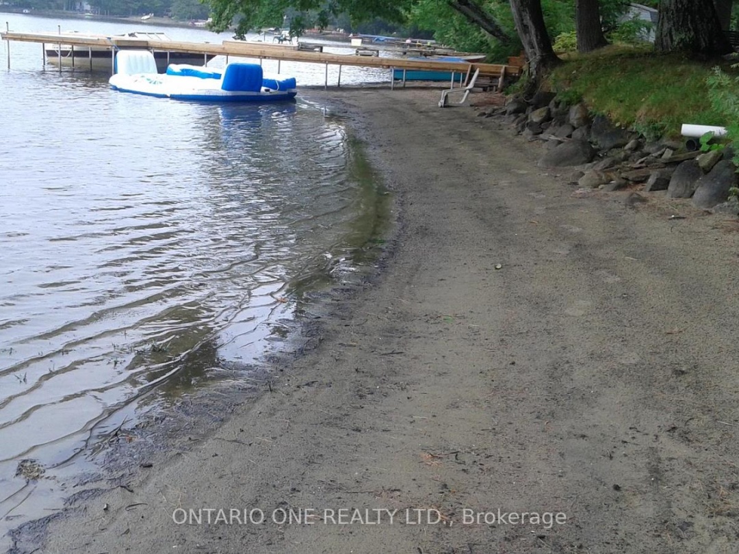 3143 SPARROW LAKE ROAD S, St George Lake