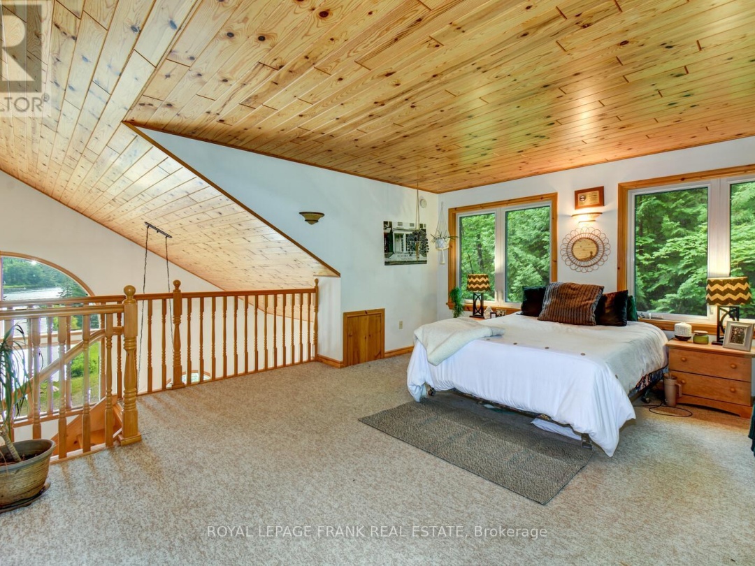 1013 MERRICK DRIVE, Wood Lake