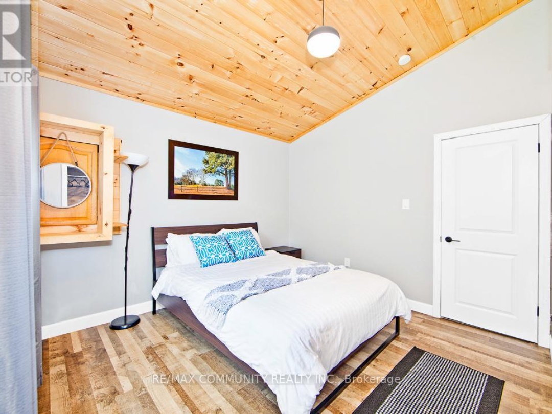 6605 PIONEER VILLAGE LANE, 