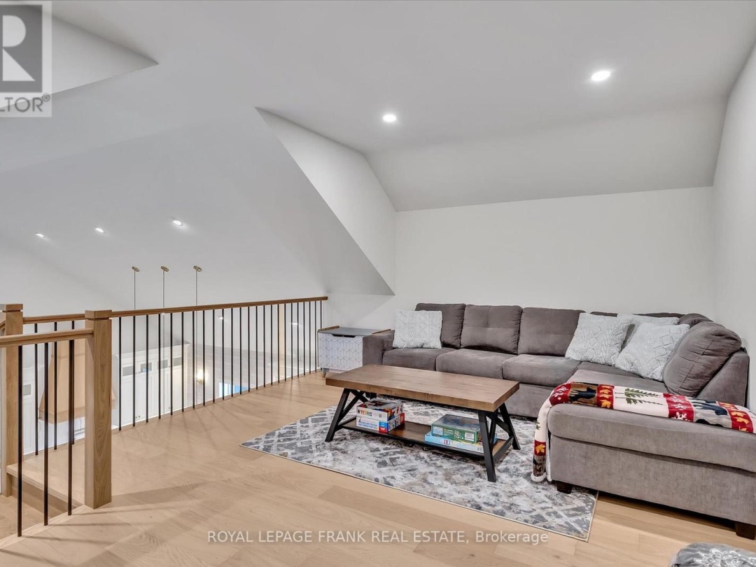 652 County Road 49, Trent Lakes
