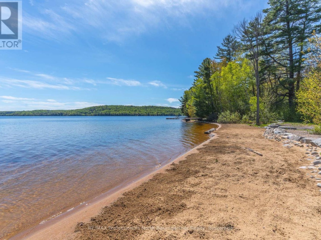 2987 Boice Bradley Road, Redstone Lake