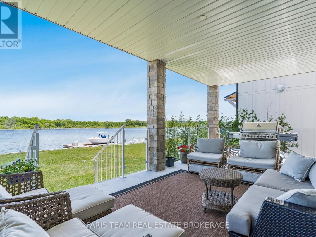 7 DOCK LANE, 