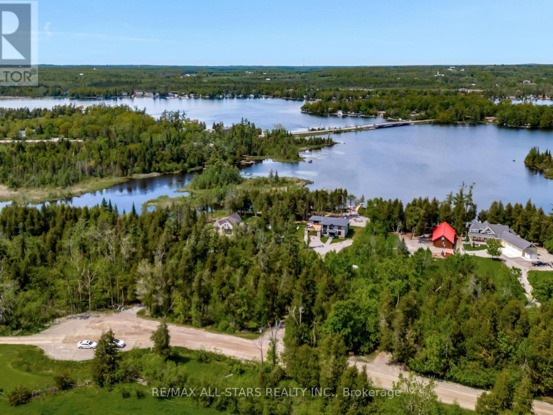 15 Berry Lane, Sturgeon Lake