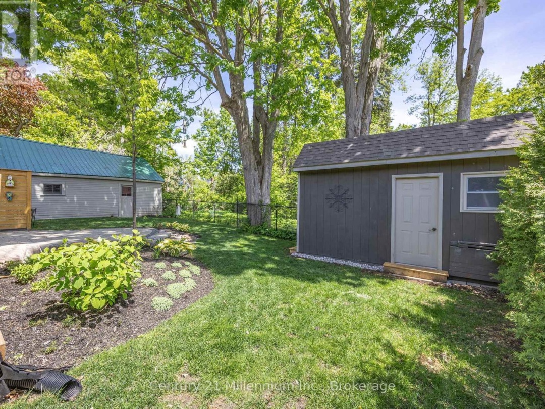 100 Matchedash Street N, Orillia