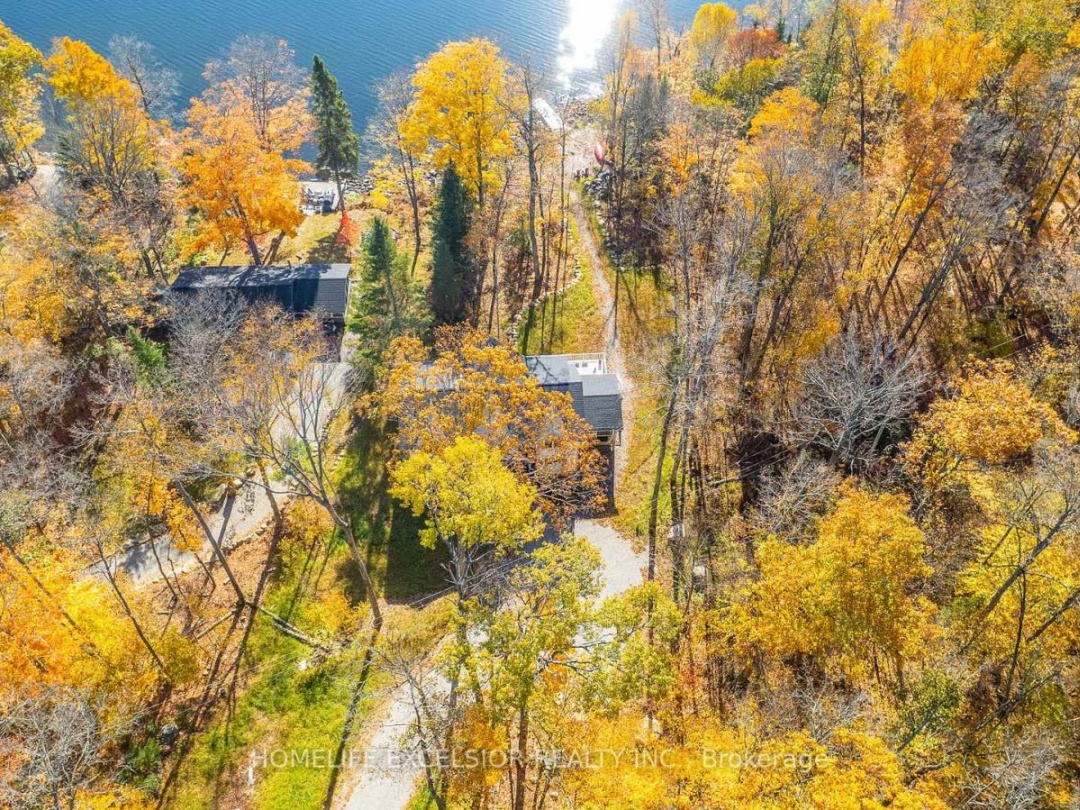 1284 True North Road, Drag Lake