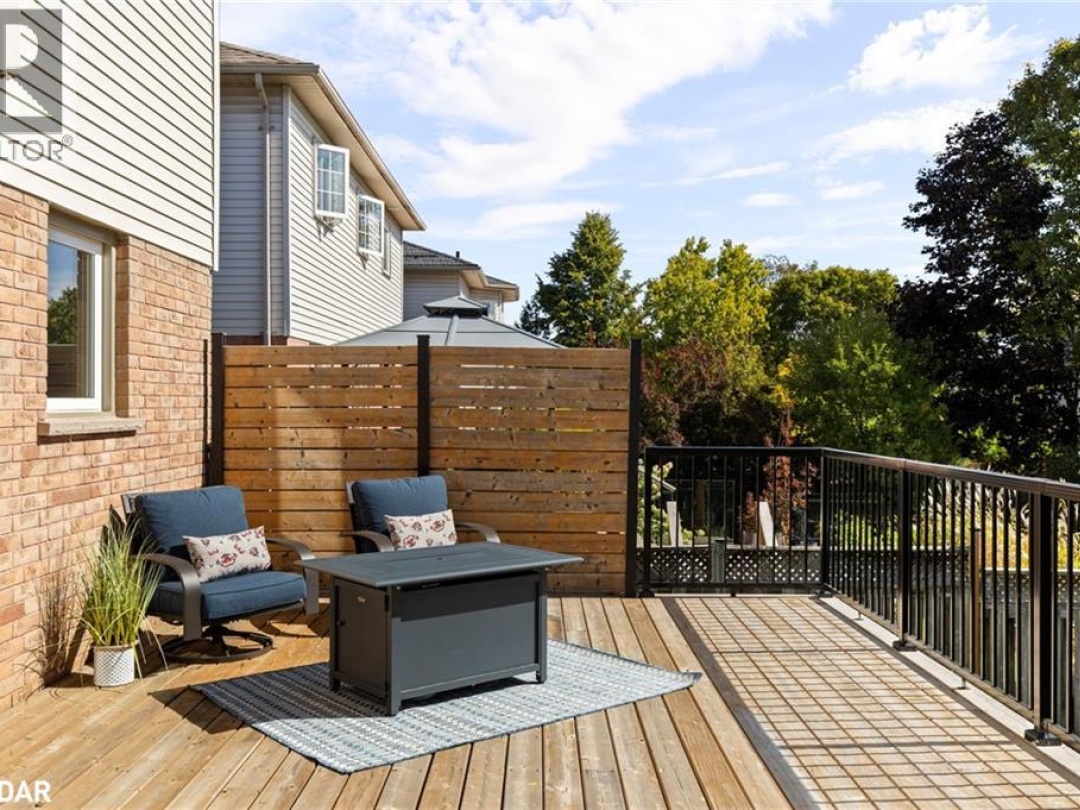 21 BRANDON Crescent, 