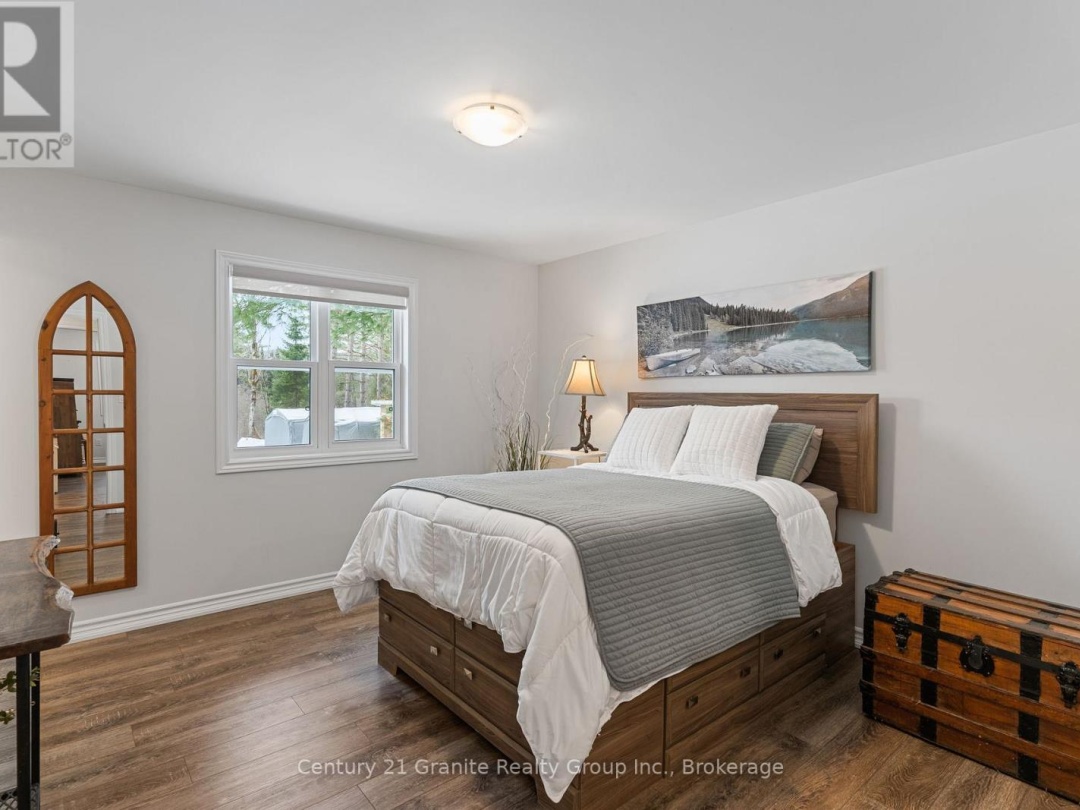 460 BOBCAYGEON ROAD, 