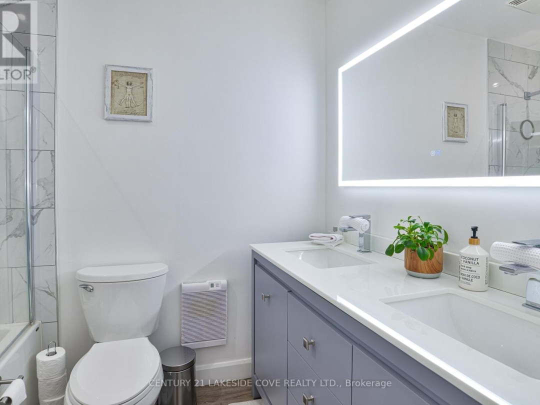 19 - 4 PARADISE BOULEVARD, 