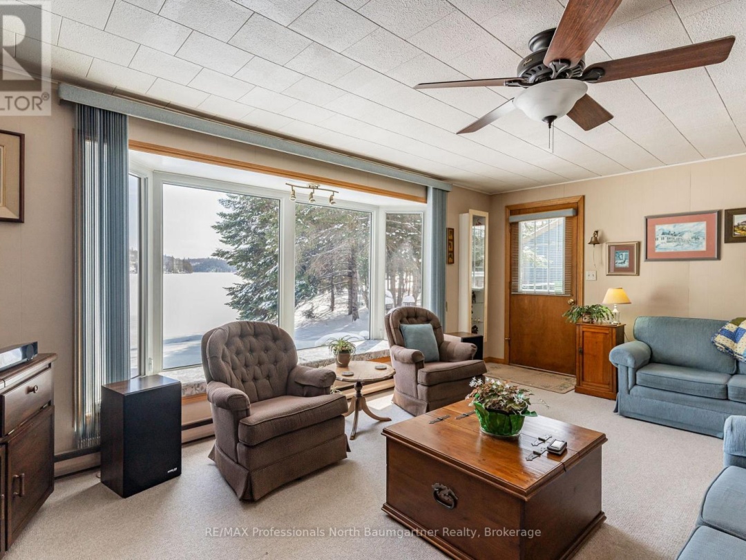 6258 Haliburton Lake Road, Haliburton Lake